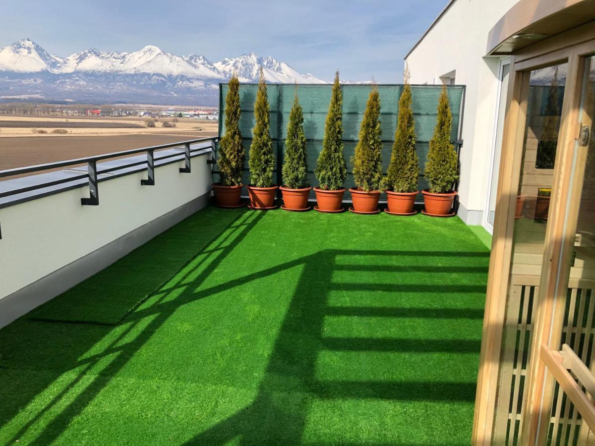 Tatra Billetee Apartman S Luxusnym Vyhladom Na Vysoketatry A Sukromnym Wellness Попрад Екстериор снимка